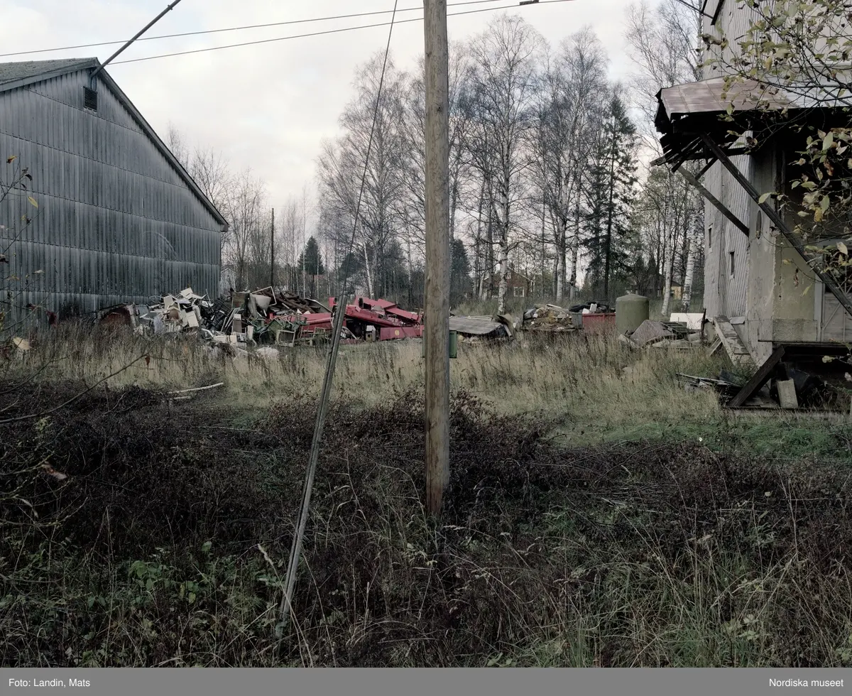 Hallsberg,  industrispår, industri, år 1999-2000. Järnväg, Lagerhus silo ritad av Gunnar Asplund.