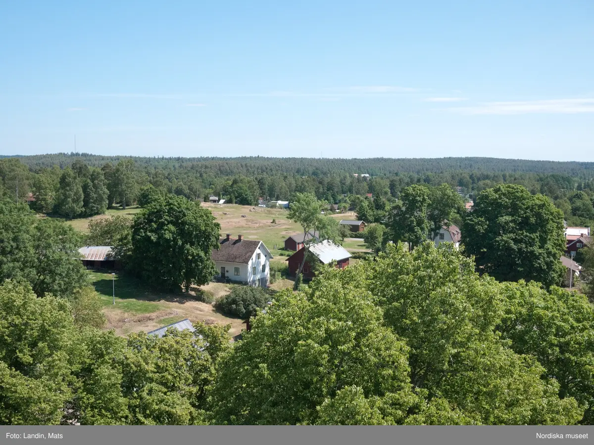 Stora Sinnerstad.  Utsikt från Mörlunda kyrka. Återvändande till tidigare dokumentation av R Odencrants 1934