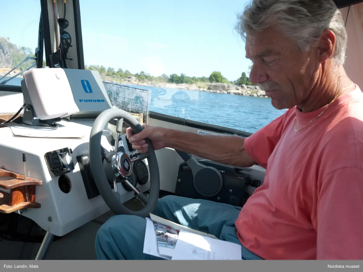 Vinö. Småland. Hans Källgrens brygga och rökeri på ön Vinö.