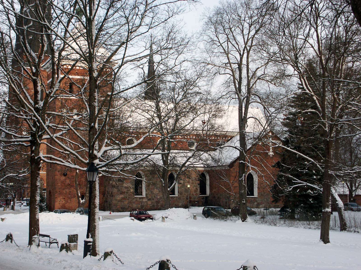 Helga Trefaldighets kyrka, kvarteret Oden, Fjärdingen, Uppsala februari 2006