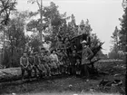 Josef Ärnström med skolklass, sannolikt Berge skola, Berge, Timrå socken, Medelpad