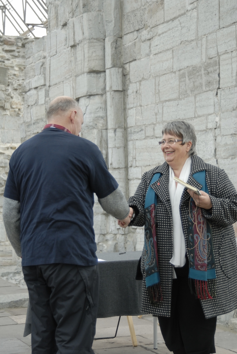 Europeisk pilegrimsstafett til Santiago de Compostela 2010 - veksling på Domkirkeodden 12. mars