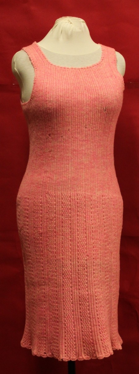 Ullunderkjole uten arm.