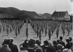 Turnstevne kvinner i Altonaparken ca 1922