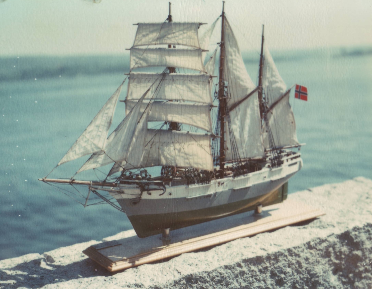 Seilskip Baron Holberg, Larvik, bygget i 1877, 613 tonn.