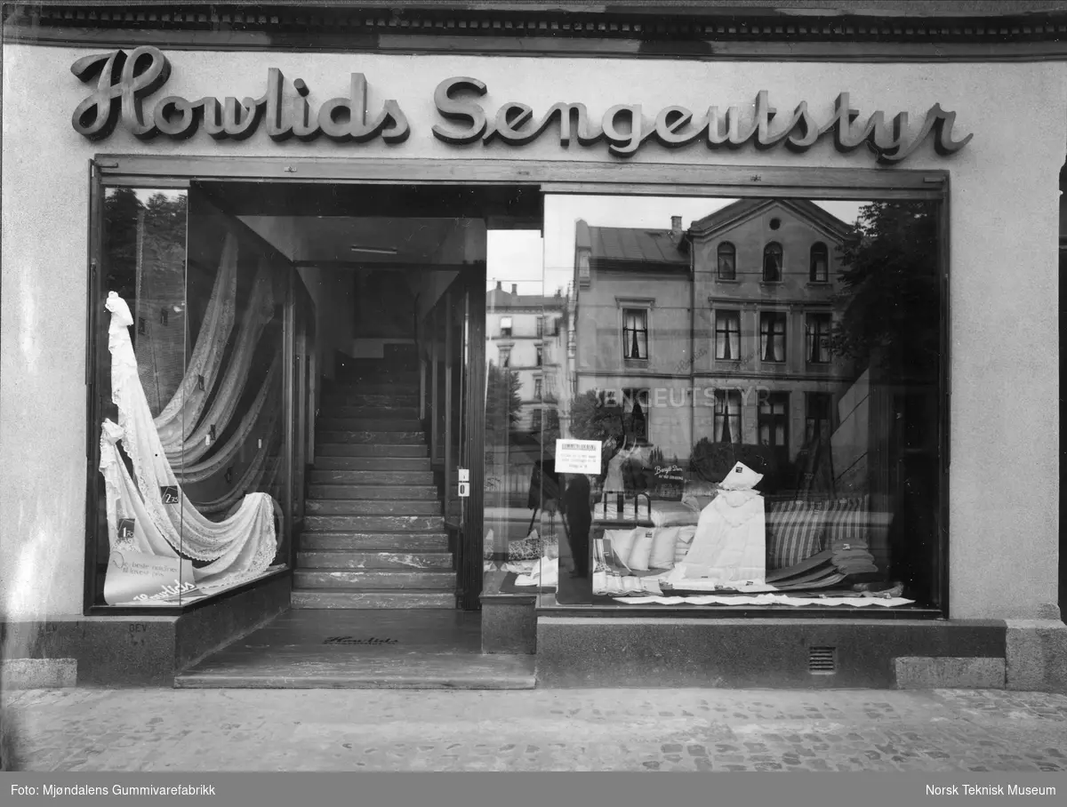 Inngangsparti, Howlid Sengeutstyr, Oslo, 1920-1930-tallet, gummi gulvbelegg