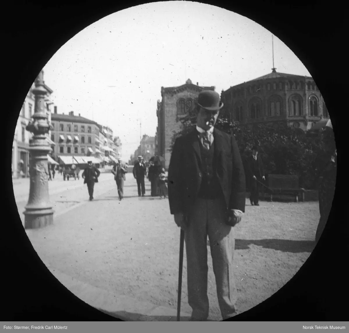 Wilhelm Schlytter fotografert på Karl Johan