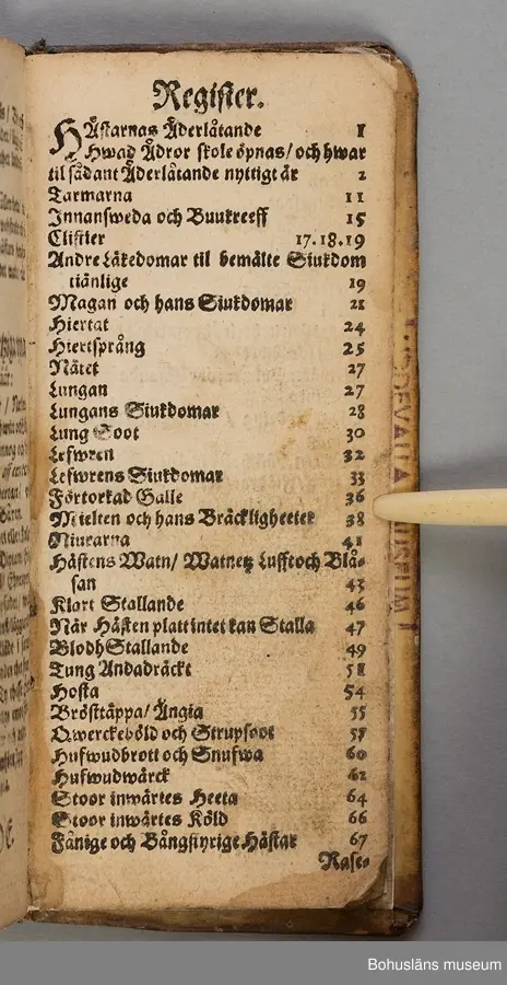 Originalupplaga tryckt i Stockholm 1647 hos Heinrich Keyser.
12:o., duodecimoformat,  (8), 258, (8) sidor. Nött helskinnsband. Oläslig namnteckning på pärmsidans insida tillsammans med täta anteckningar och årtalen 1659. Inlagan hårt skuren. Originalupplagans utvikbara plascher saknas.

Sammanbunden med Mårten Behms ( även Martin Böhme) (1559-1636) bok "Een ny och ganska nyttigh Läkiarebook om Häste Läkedomar" som är den andra på svenska tryckta boken om hästvård- och skötsel, utgiven 1648 i Stockholm hos samma tryckare. Behms bok ligger först i inbindningen.