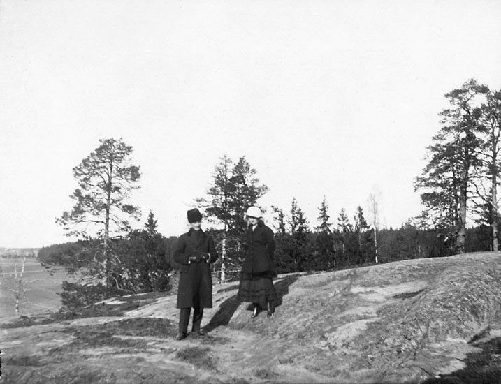 Enligt noteringar: "Kand. Alexian och ego, Katrineholm, Mars 1918."