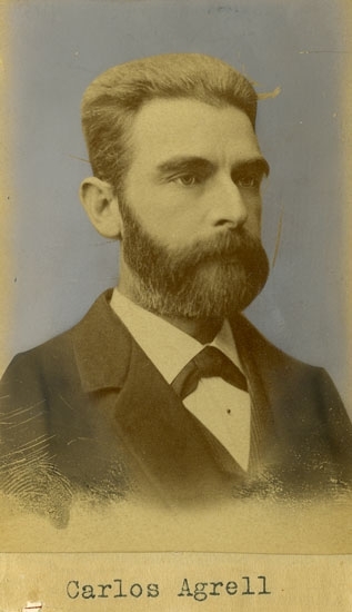 Text på kortets baksida: "Carlos Agrell. Grosshandlare. Född i U-a 26/1 1848 d 2/10 1888. S.F. 1883-88".