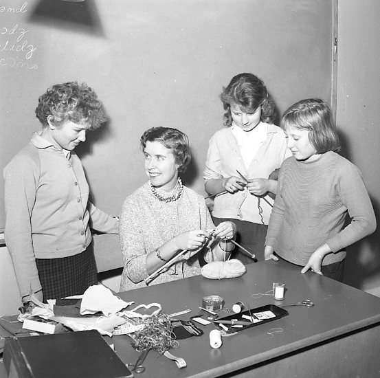 Enligt notering: "Sykurs Nov 57".