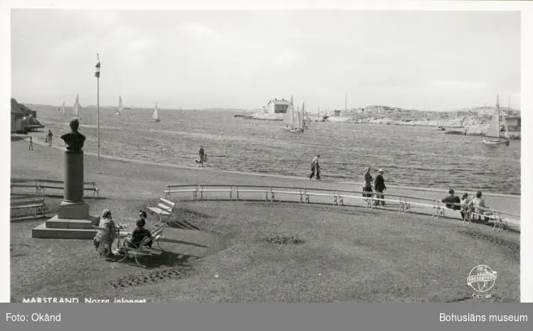 Tryckt text på kortet: "Marstrand. Norra inloppet."