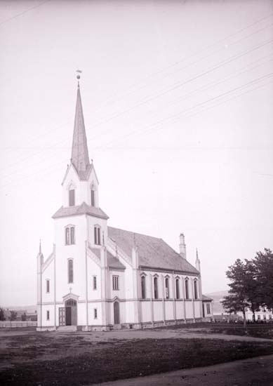 Enligt text som medföljde bilden: "Gjövik. Norge. kyrkan 28/9 04."