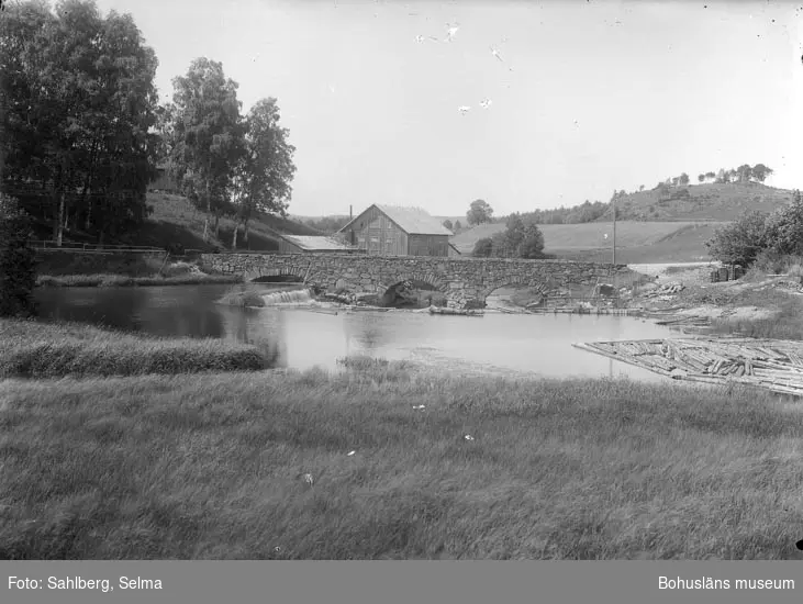 Text som medföljde bilden: "Sörbo bron, vid Sörbo i Krostad socken."