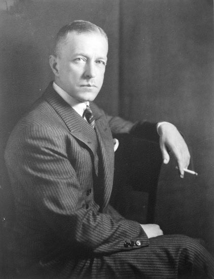 Enligt fotografens noteringar: "Nr: 73. 1939. Direktör Bildt. Rep.".