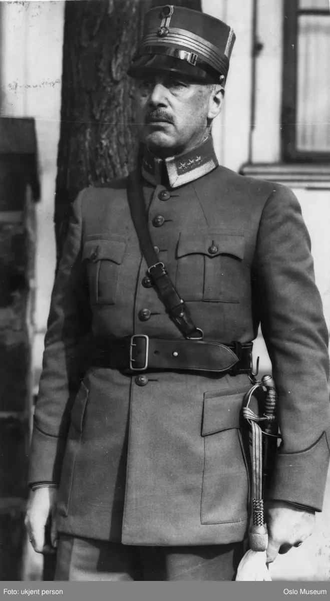portrett, mann, oberst, uniform, stående knefigur