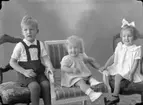 Enligt fotografens journal nr 7 1944-1950: 