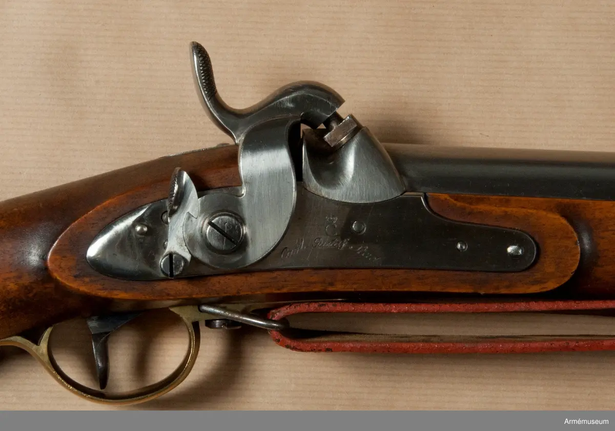Gevär med slaglås. Tillverkningsnummer 2.