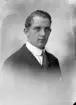 Enligt fotografens journal nr 5 1923-1929: 