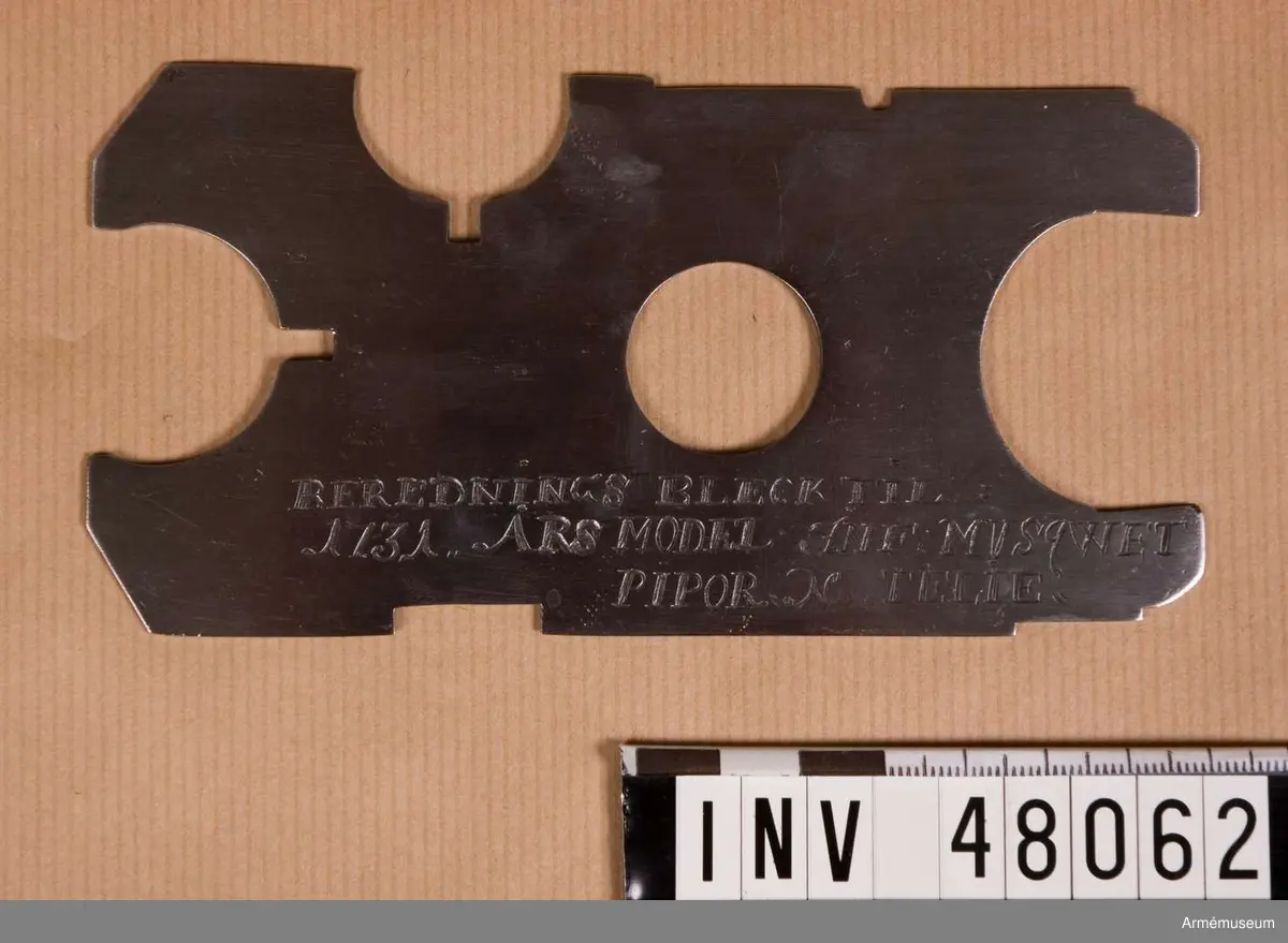 Samhörande nr är 48058-67, besiktningsverktyg för eldhandvapen. 
Grupp E VIII. 
Till eldhandvapen m/1731, från Norrtälje Gevärsfaktori.  