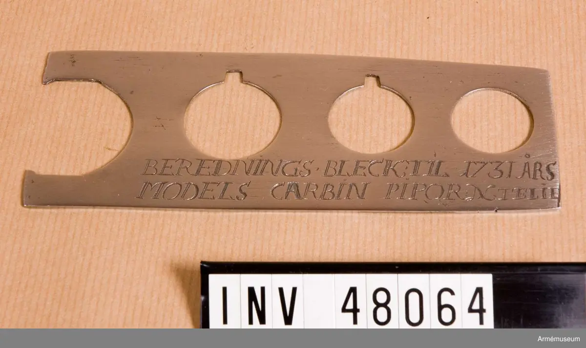 Samhörande nr är 48058-67, besiktningsverktyg för eldhandvapen. 
Grupp E VIII. 
Till eldhandvapen m/1731, från Norrtälje Gevärsfaktori. 