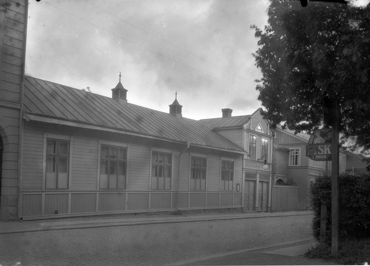 Uppgift enligt fotografen: "Uddevalla. Betelskapellet Bartillsgatan f. nv."