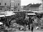 Marknad på Hovrättstorget i Jönköping.