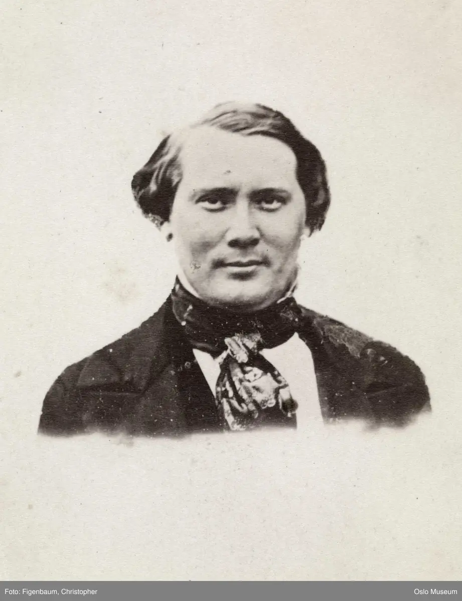 portrett, mann, vignettert brystbilde