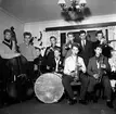 10 grabbar i en ny orkester i Huskvarna den 20 januari 1955.