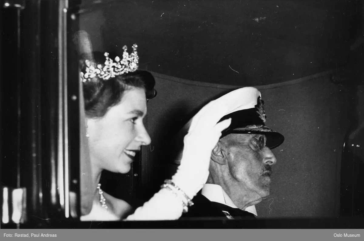 statsbesøk, bil, britisk dronning, norsk konge, profil