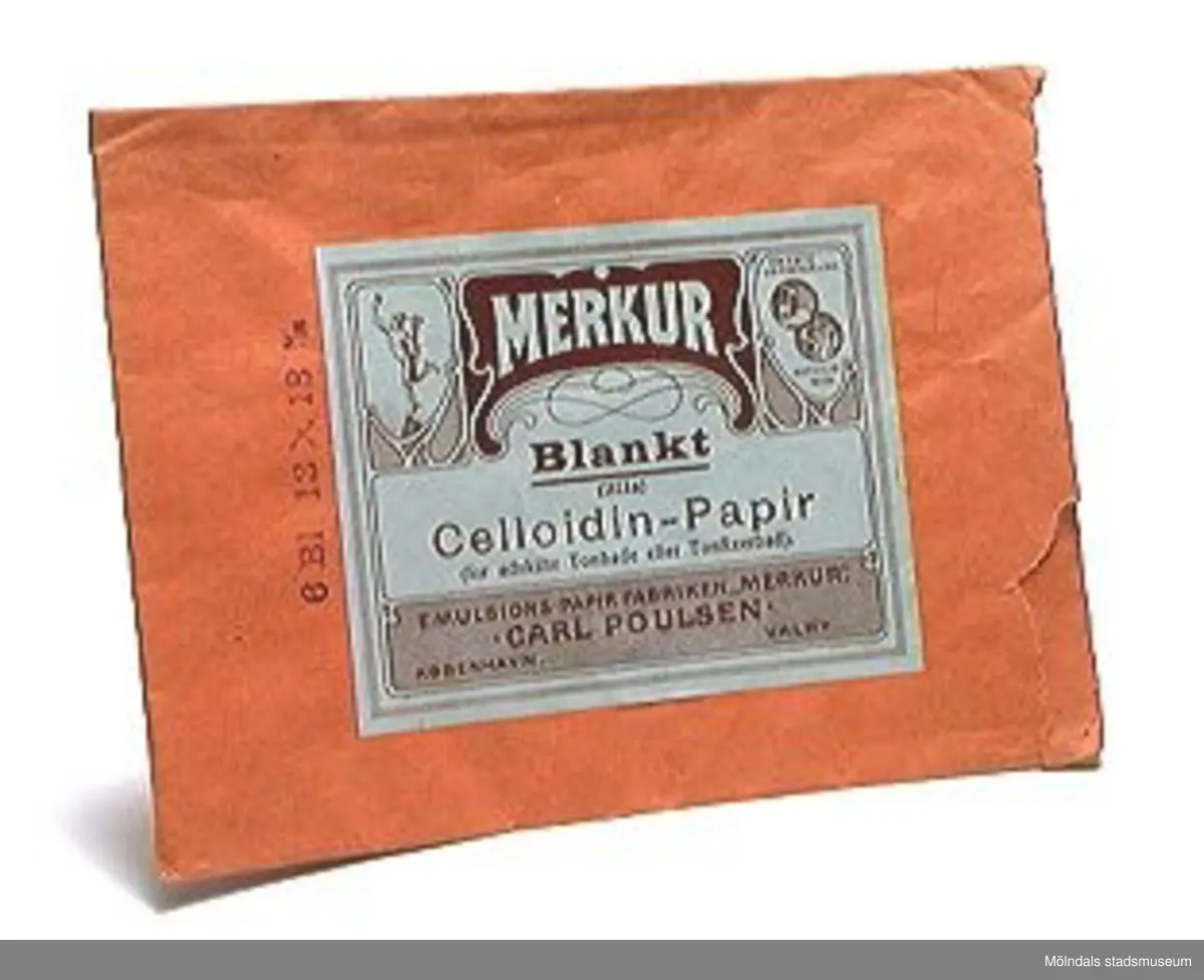 5 st. emballage av olika format och färg, för fotopapper och vykort, tyska och danska. 1909-1917.