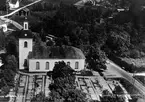 Indals kyrka. Vykort utgivet av A/B Flygtrafik, Stockholm.