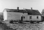 Autsarve, poststation.  Med flikstak.  Foto 1935.