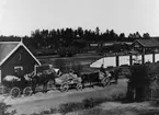 Morjärv 1910. Posten avgår till Hedensbyn.