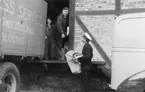 Transport 1946 av brev och paket - till en början, senare endast av
paket - från Hälsingborgs postkontor till Schweiz.