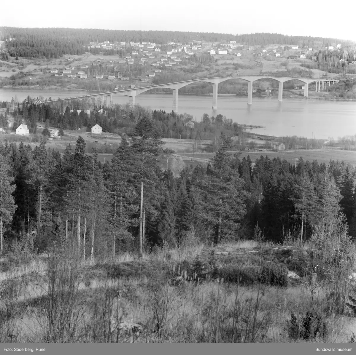 Alnöbron. Strax före invigningen.