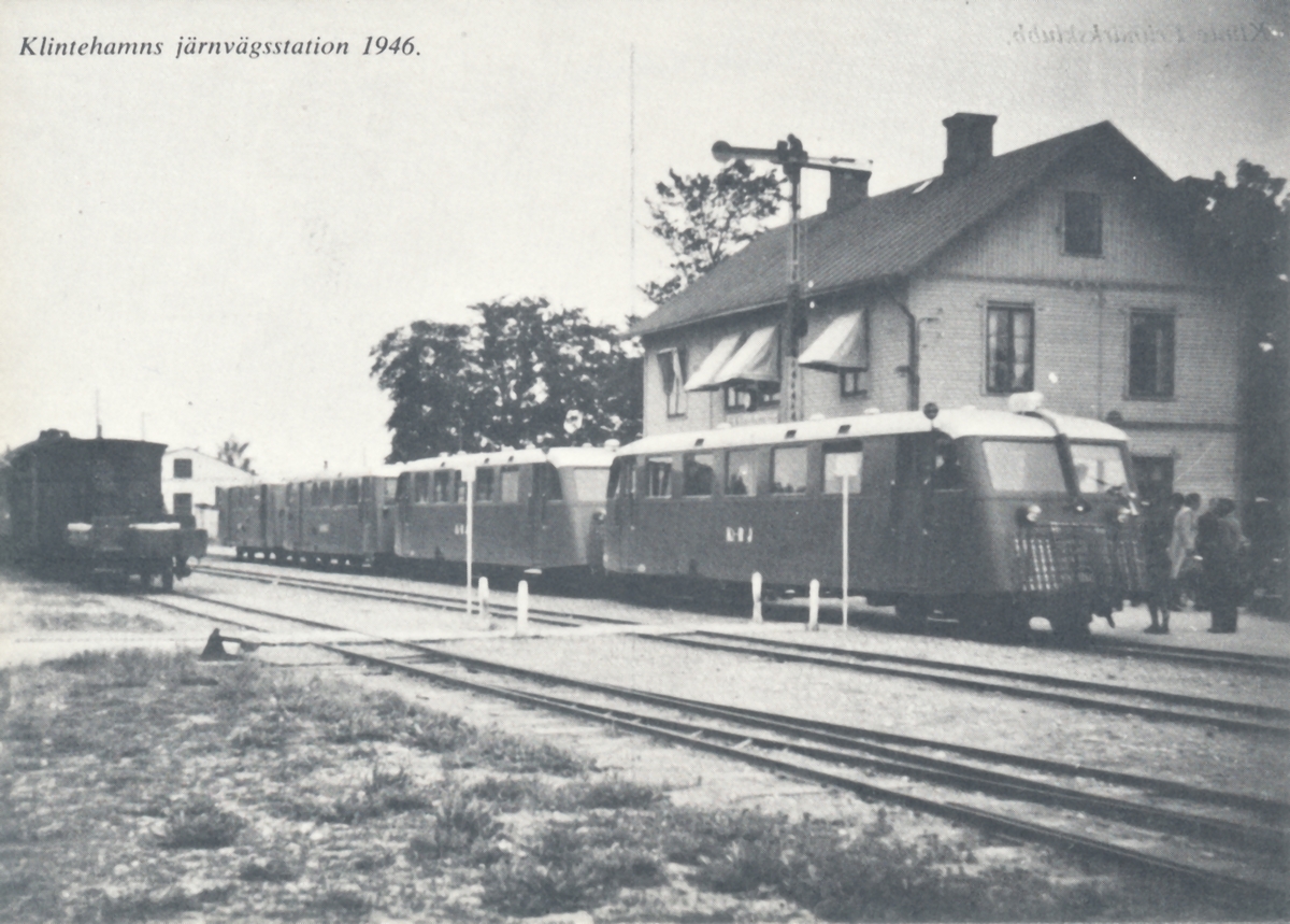 Vykort föreställande Klintehamns järnvägstation där Posten var inkvarterad mellan åren 1898-1923.