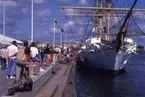 Flyttning av Jarramas från Marinmuseum till Handelshamnen inför Baltic Sail 2000 som äger rum 3-6 augusti.