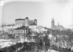 Akademiska sjukhuset, Uppsala slott och Uppsala domkyrka från sydost 1891