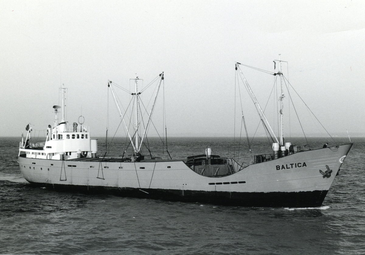 Ägare:/1960-63/: Nils Friberg, Visby, Rederi AB, /1963-64/: ett partrederi, Huvudredare: Nils Friberg. Hemort: Visby.