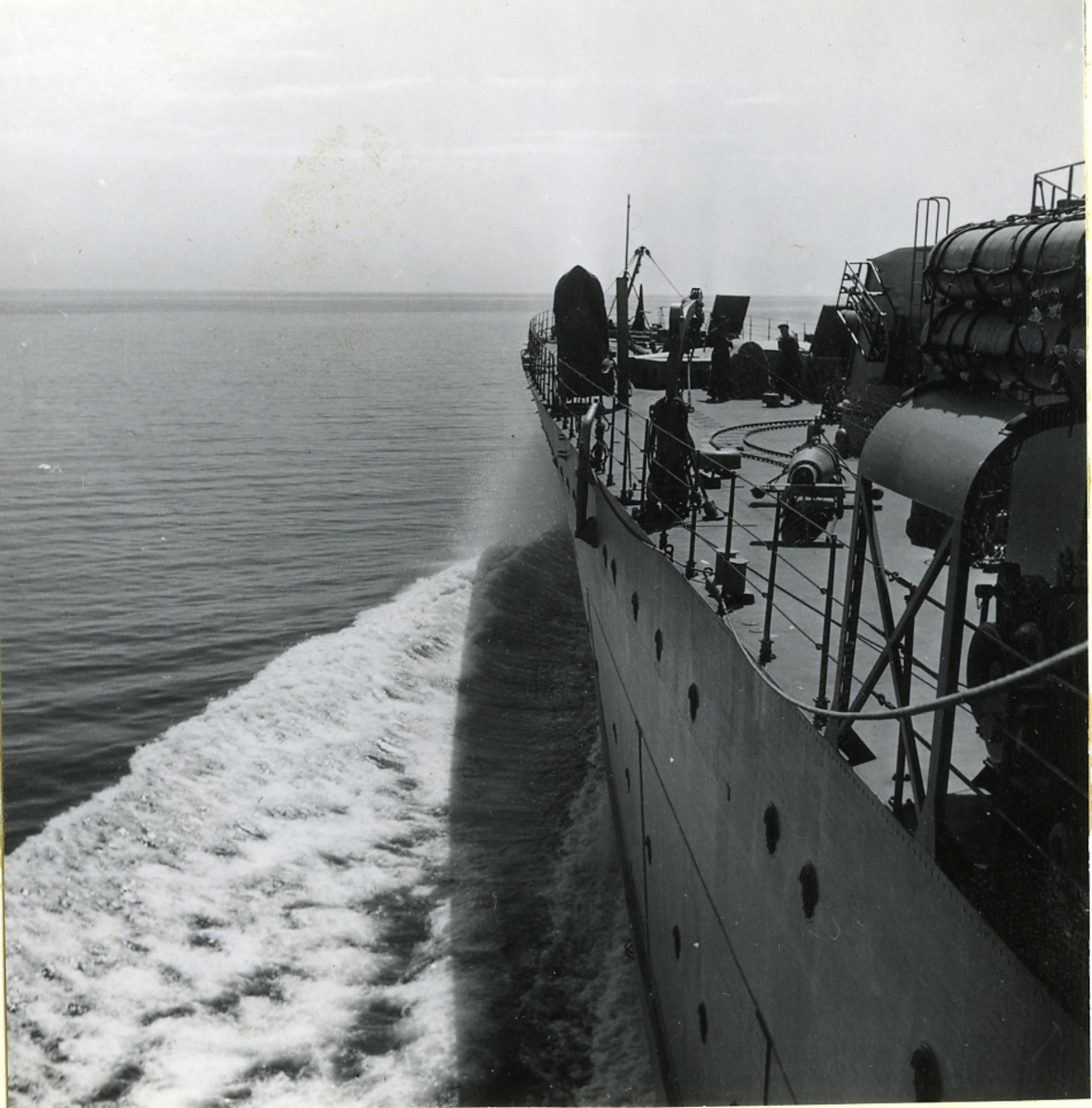 Kryssaren TRE KRONOR på provtur 1946.