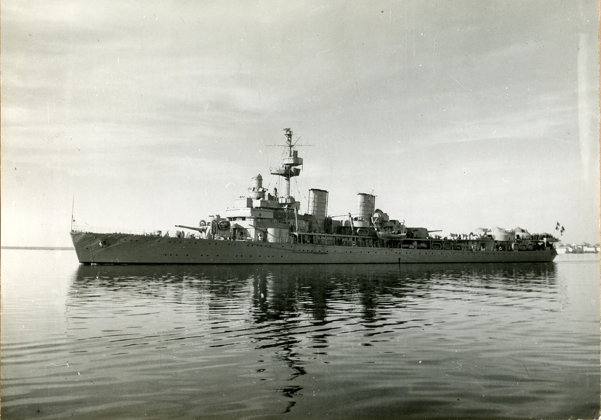 H.M. Kryssare Gotland.