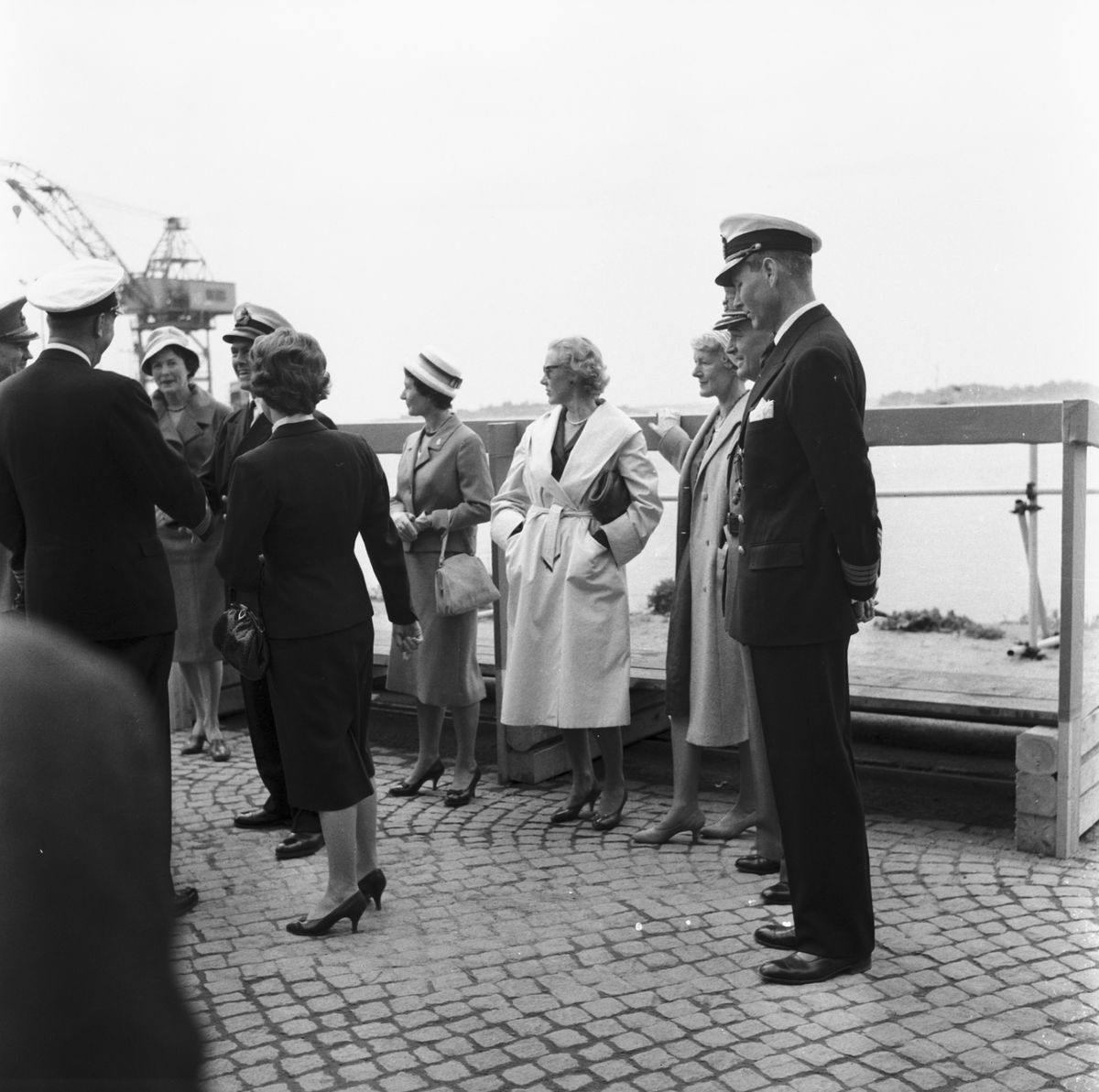 V21067