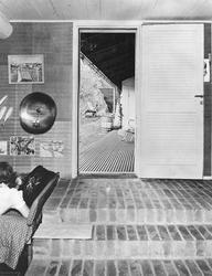 Sommarvilla Stennäs
Interiör Blick från stora rummet ut mot 