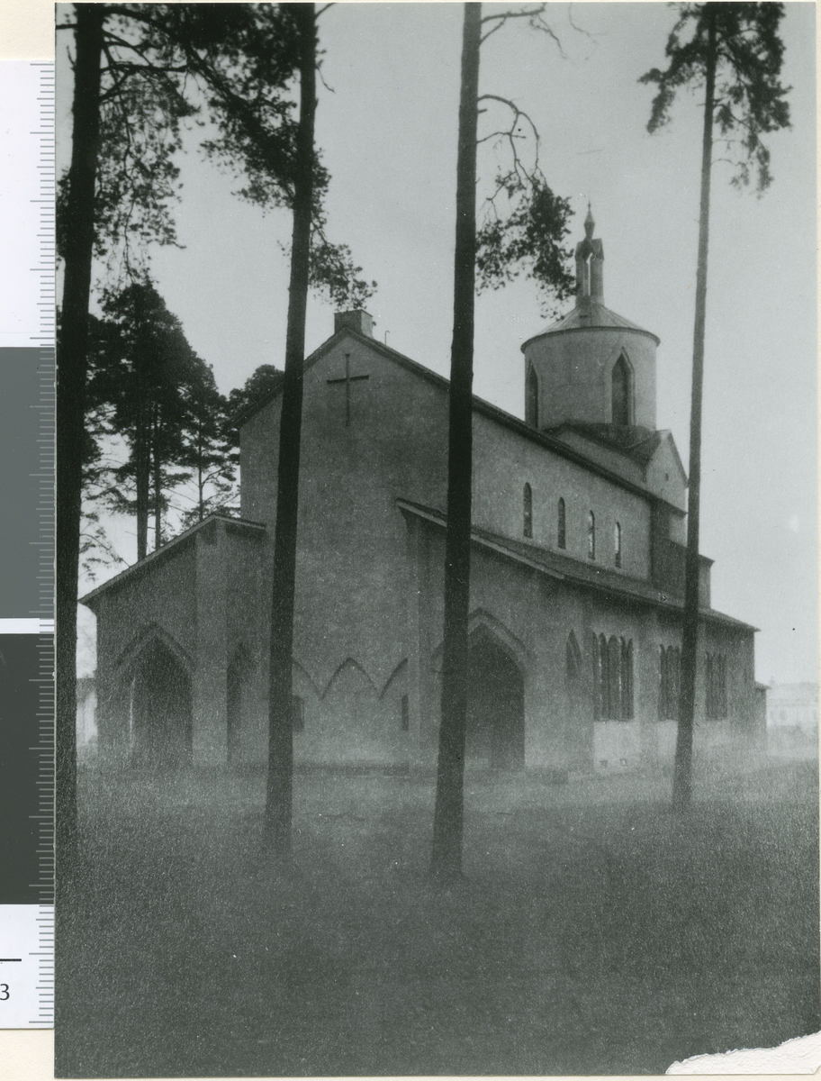 Plantyp-Treskeppig, Kyrka, Basilika