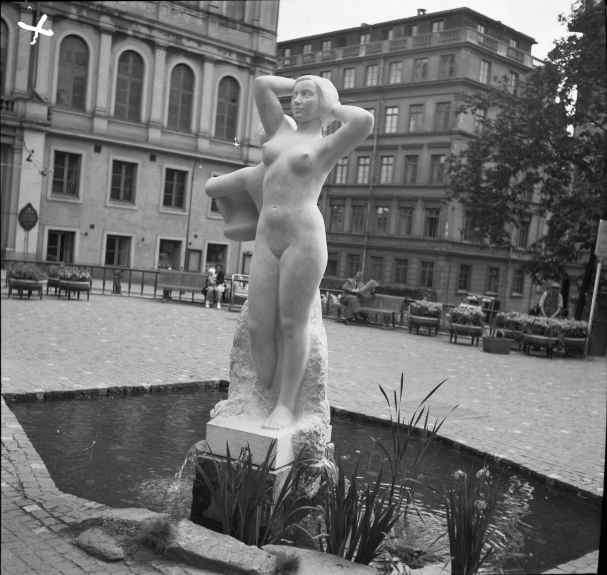 Skulpturen "Systrarna" av konstnären Nils Sjögren
Mosebacke torg, Stockholm
Exteriör