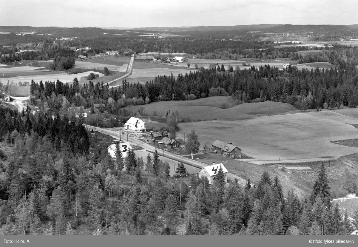 Gården Haltorp i Eidsberg, flyfoto fra 27. mai 1957.