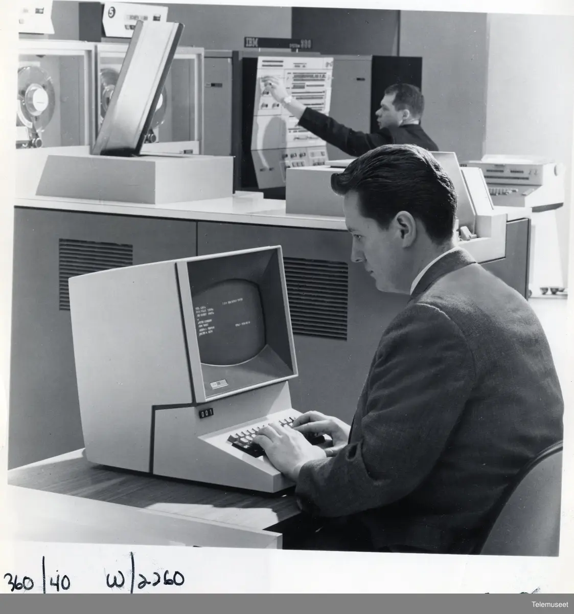 22.0 IBM - Modell 360 / 370