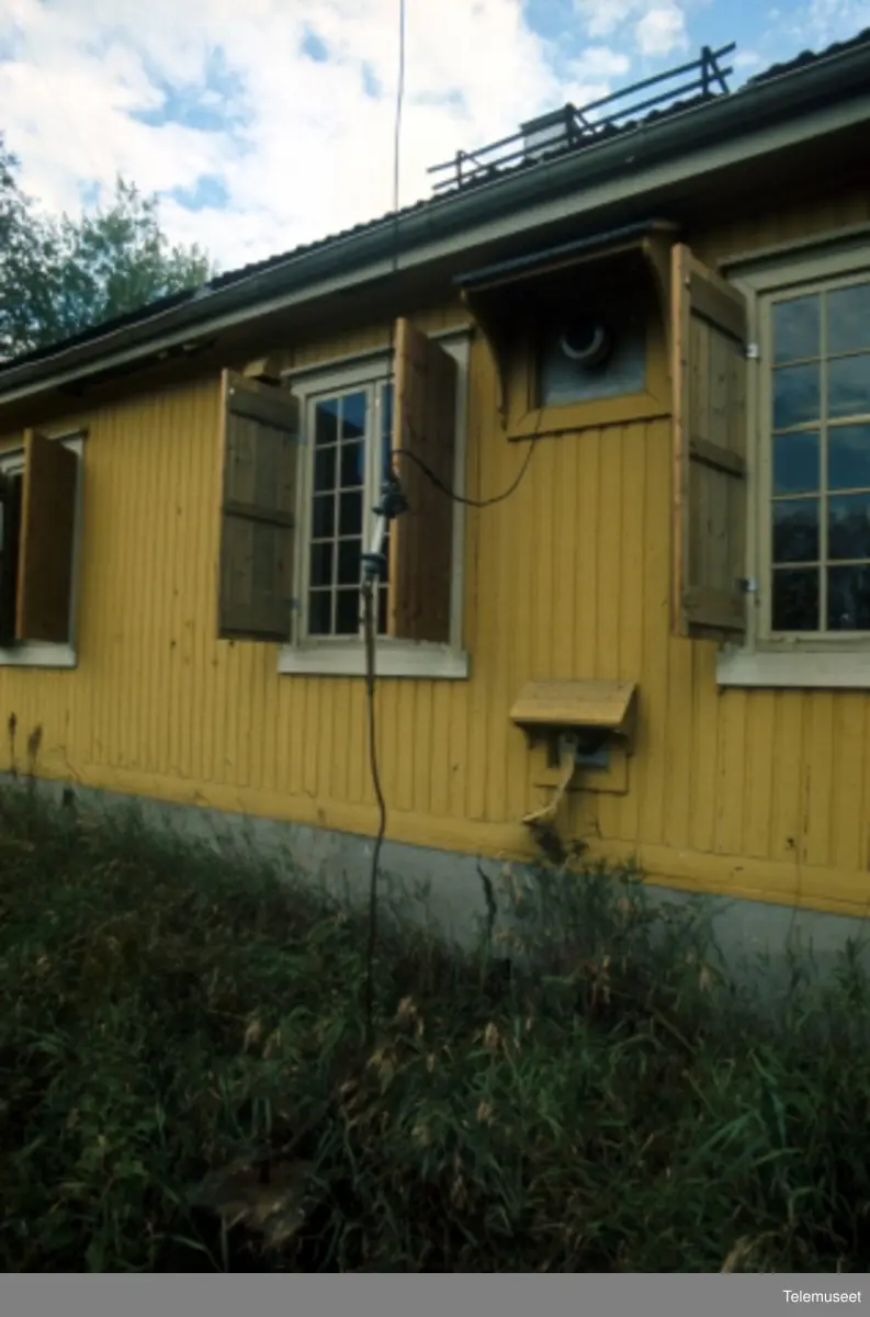 Radiostasjoner AM sender i Porsgrunn.