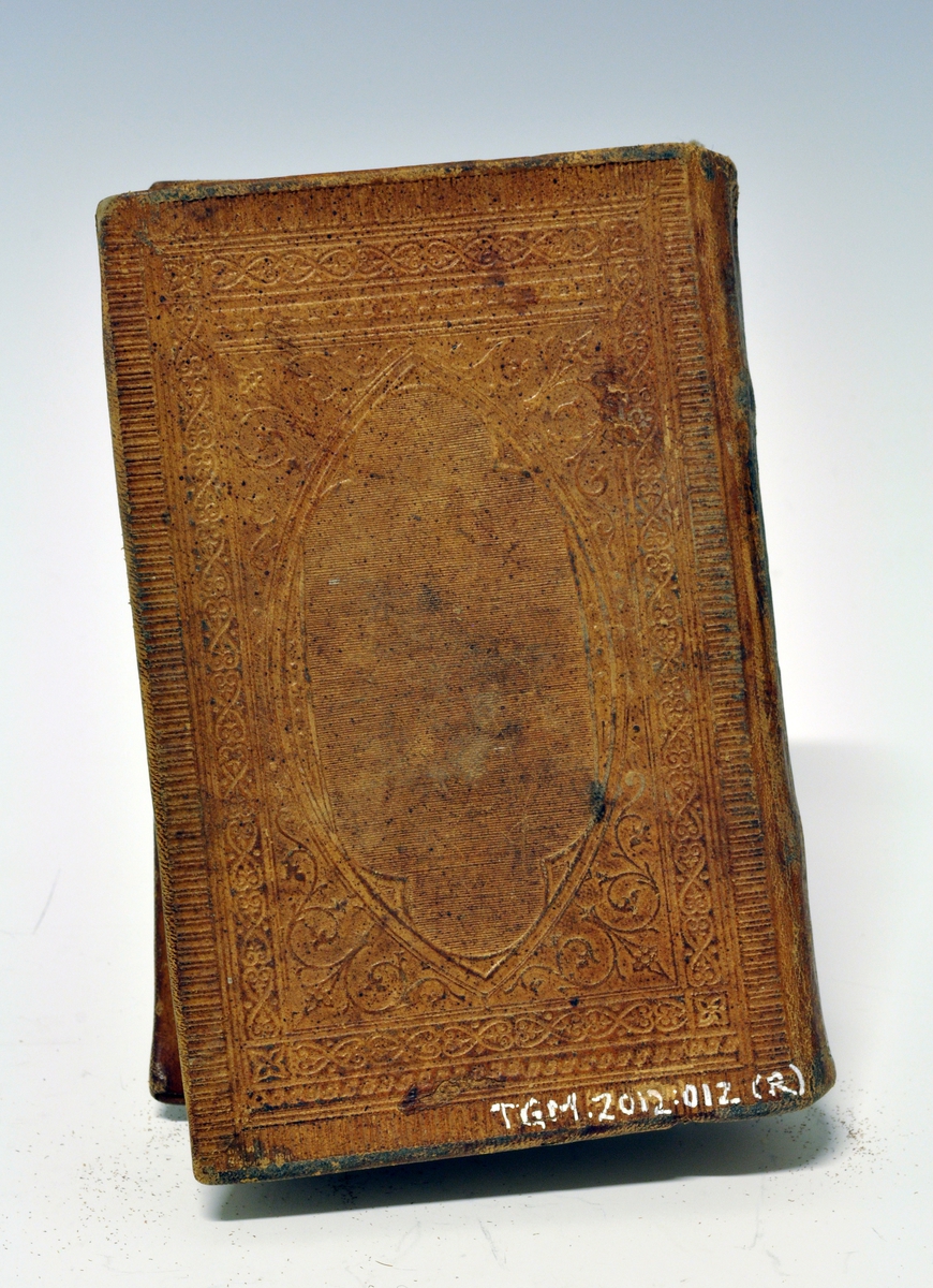 Det Nye Testamentet.
"Jesu Christi Testamente" - trykket i Christiania i 1890.